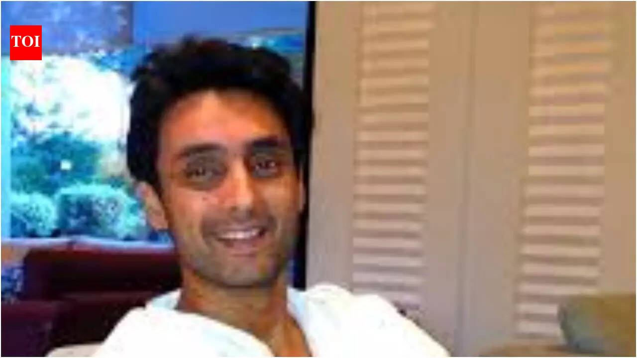 Ranveer Singh's High-Commitment Strategy Contrasts Industry Risk Aversion, Say Filmmakers