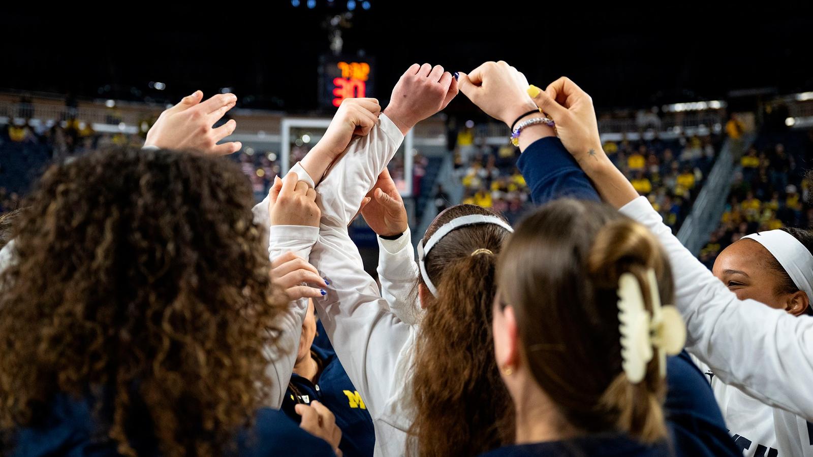Michigan vs. Louisville Sweet 16: Analyzing Early Defensive Pressure and Sophomore Reliance