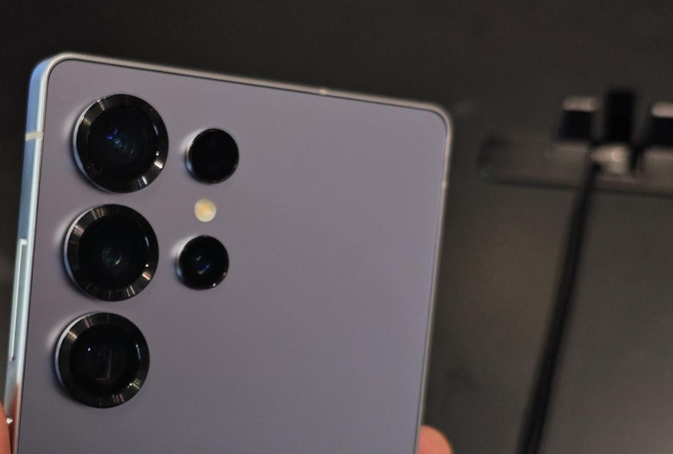 One UI 8.5 Strategy: Samsung’s Pivot to Software-Defined Hardware Longevity