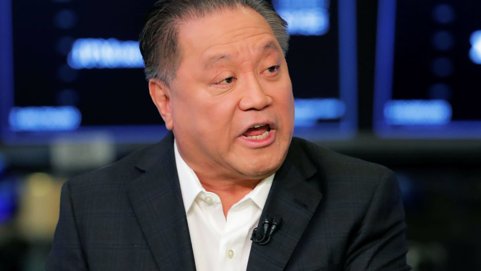 Broadcom Secures Custom AI Chip Deals with Meta and Alphabet, Challenging Incumbent Dominance