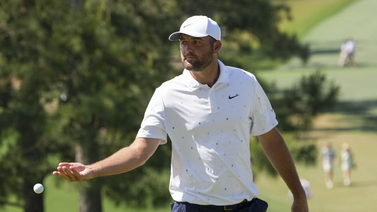 Scheffler Records Historic Bogey-Free Weekend Amidst Augusta Setup Critique