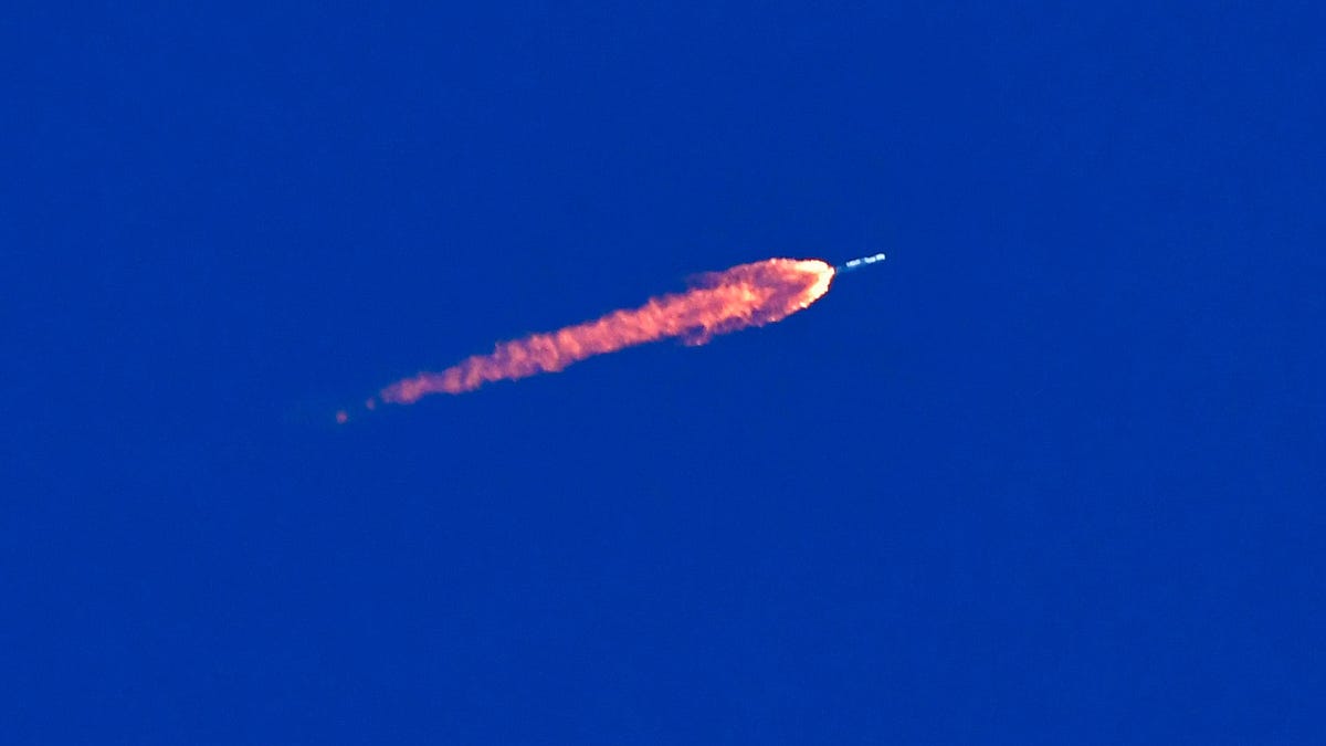 Falcon Heavy Scrub Highlights Space Coast Infrastructure Strain Amid Record Launch Cadence
