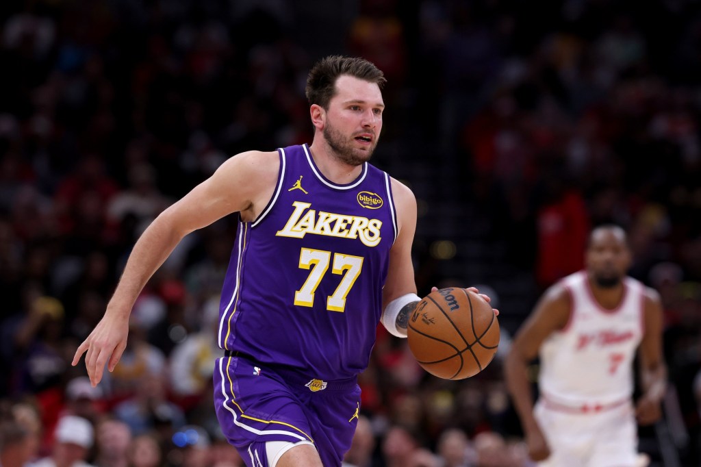 Lakers Exercise Medical Conservatism: Strategic Asset Management in Game 4 vs. Rockets