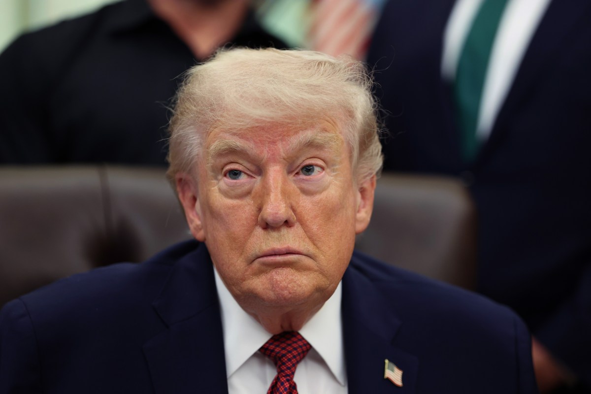 Poll: 55% Support Trump Impeachment as Iran Rhetoric Triggers GOP Defections