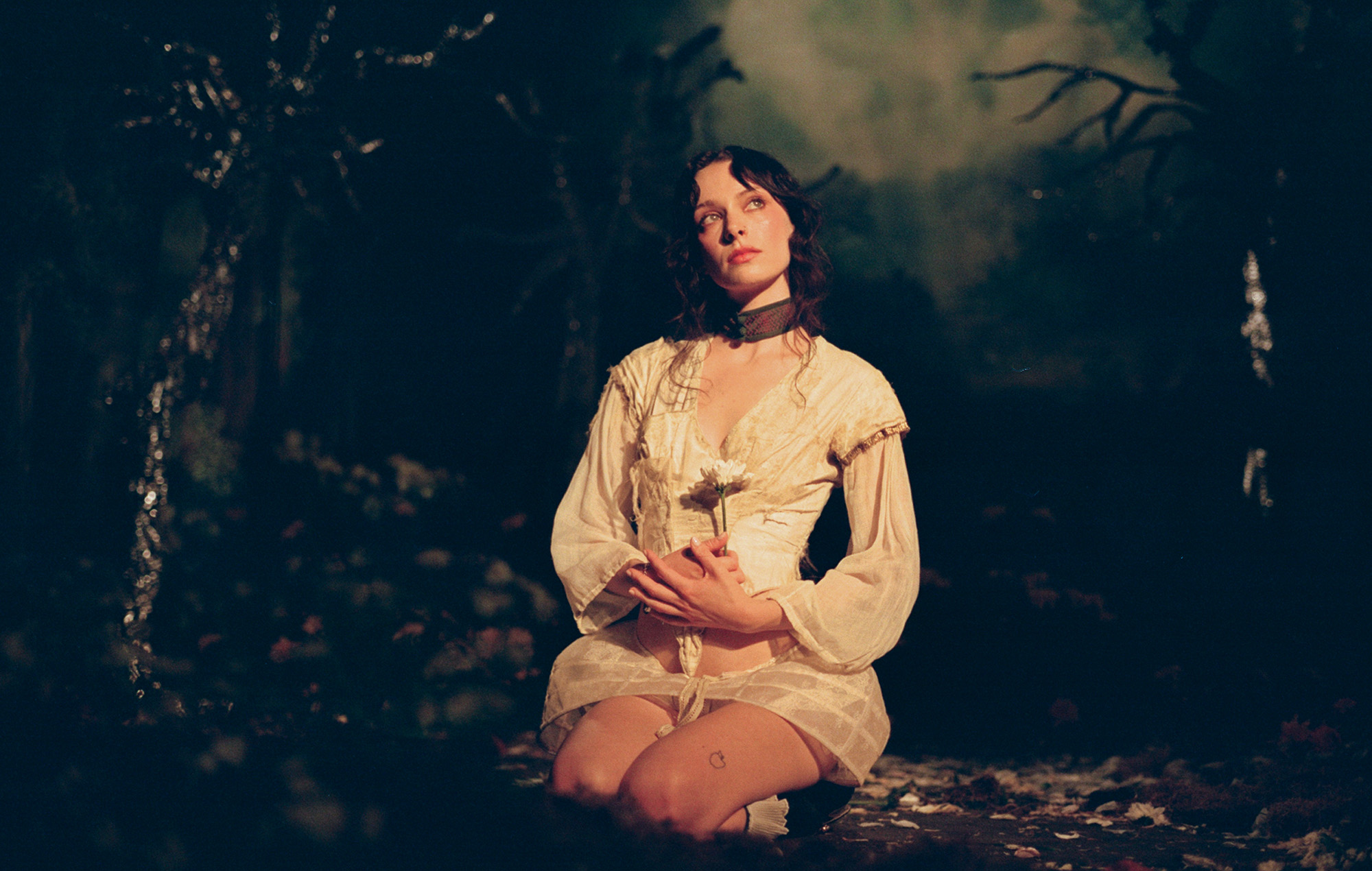 Holly Humberstone's 'Cruel World': Strategic Pop Pivot Amidst Industry Flux
