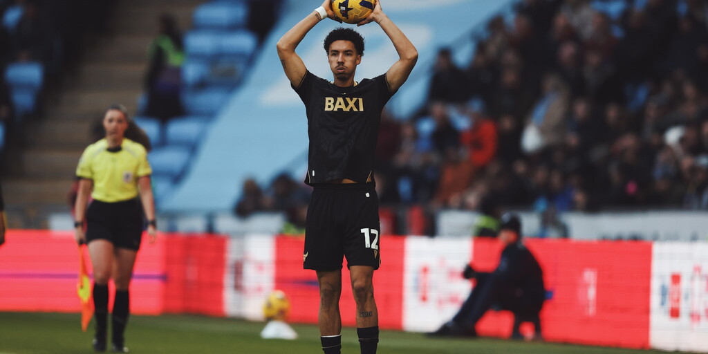 Strategic Volatility in the Championship: Analyzing the Oxford vs. Hull Easter Pivot