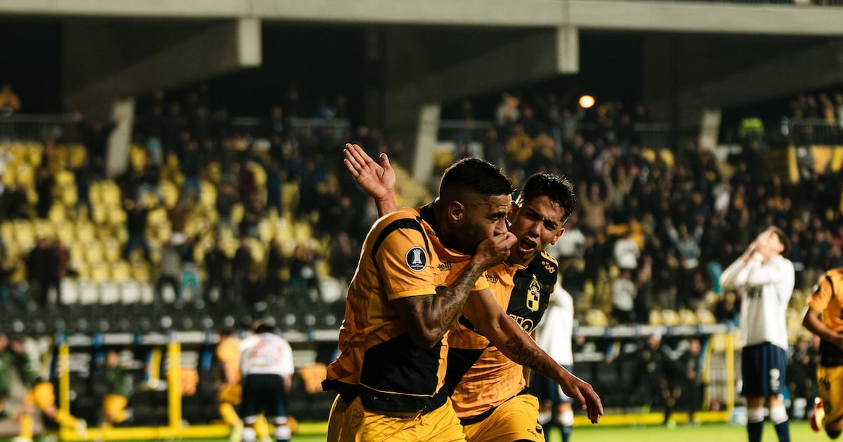 Deportes Tolima vs. Coquimbo Unido: Tactical Analysis and Group B Survival Stakes