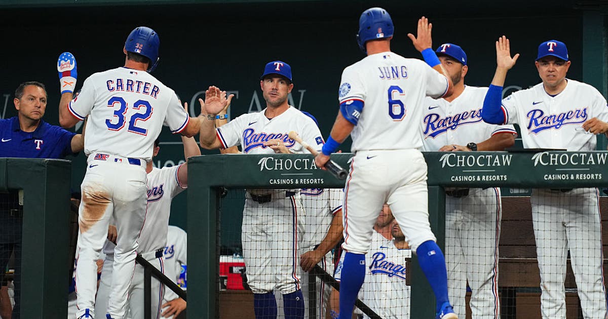 Late-Game Volatility Underscores Strategic Risks in MLB Season Opener