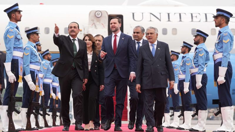 US and Iran Initiate Direct Peace Talks in Islamabad