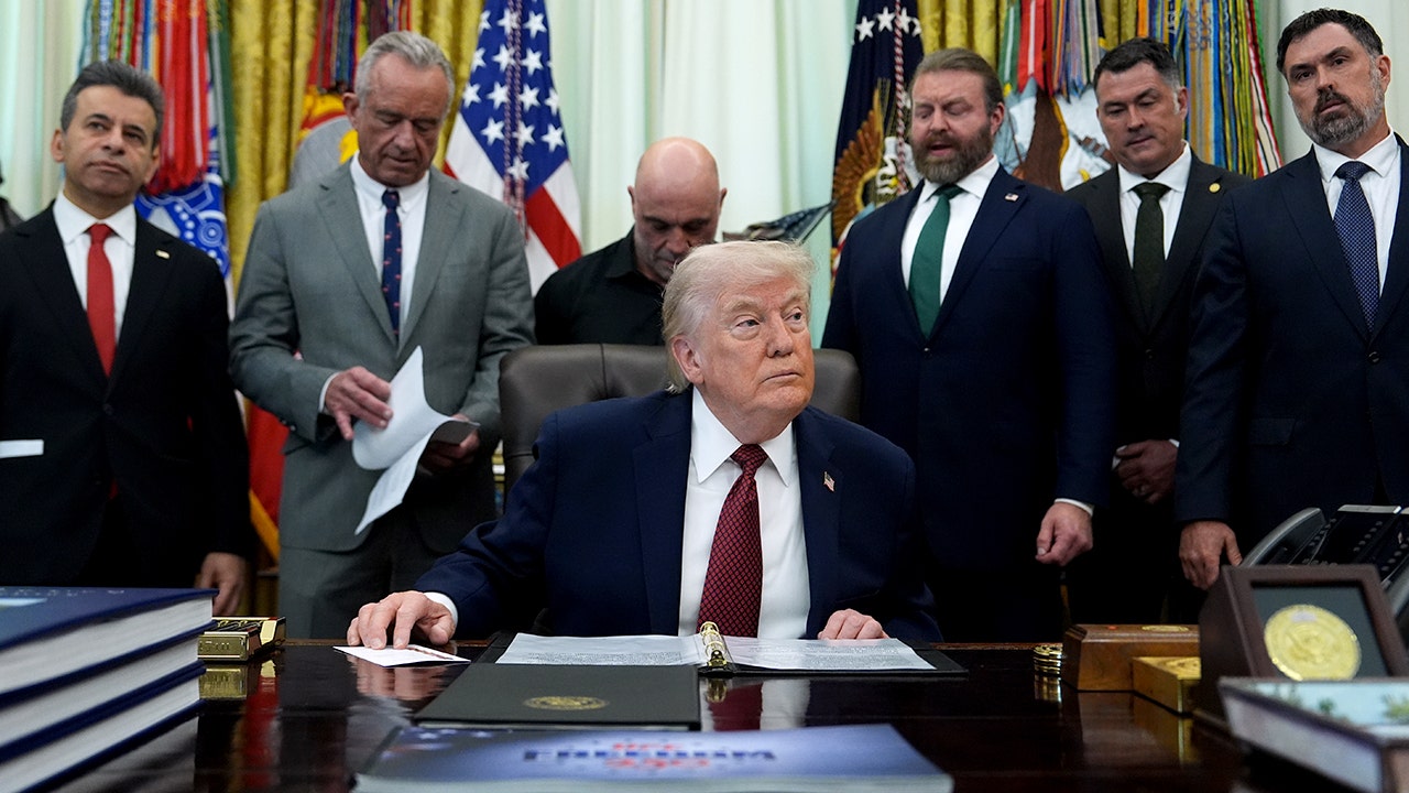Trump Executive Order Streamlines FDA Review for Psychedelic Therapies