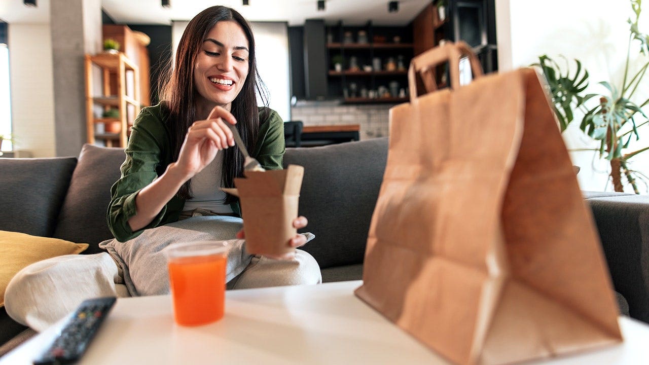 Tax Day Promotions: The Strategic Role of Digital Loyalty in Fast-Food Revenue Optimization