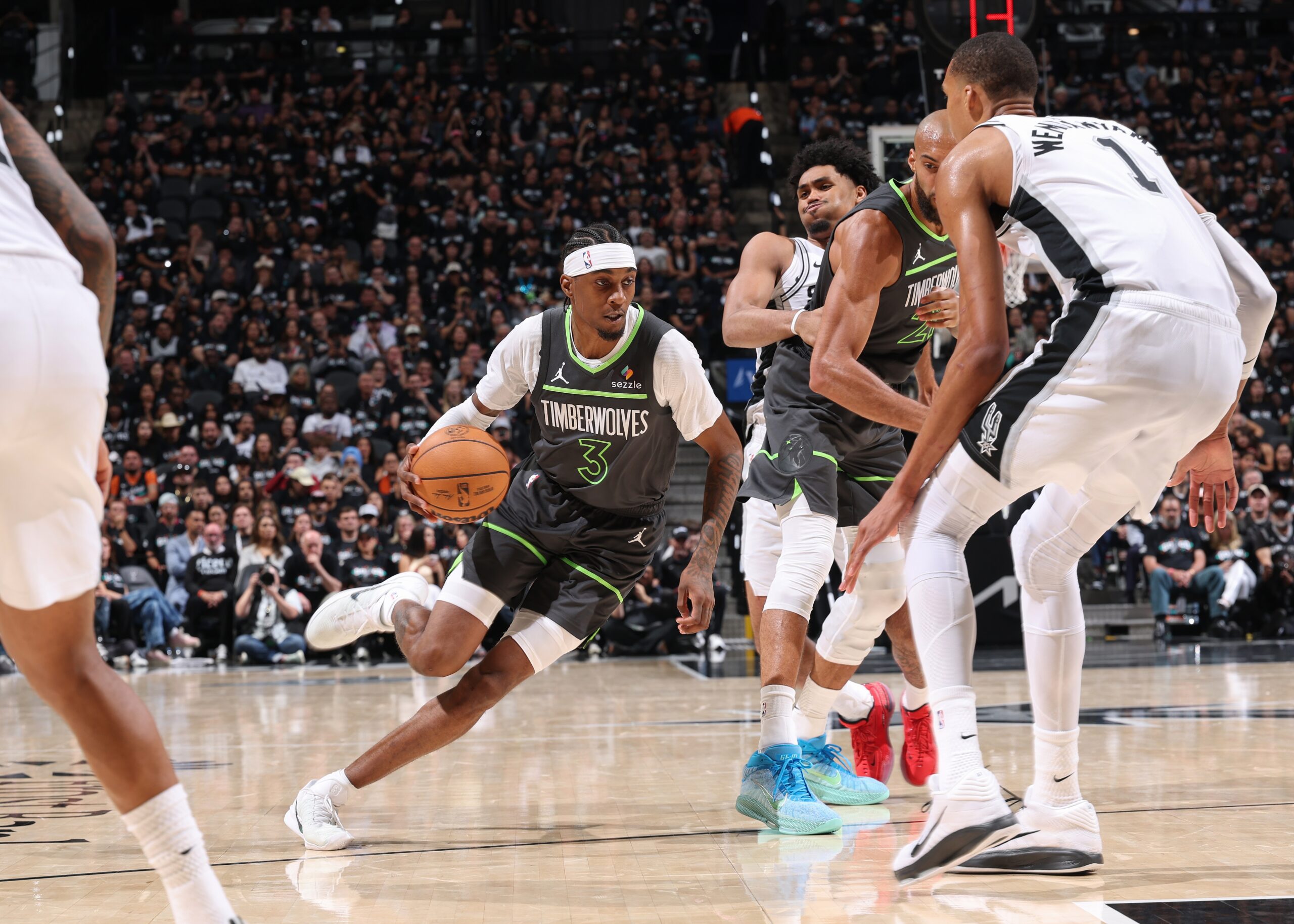 Spurs Even Series 1-1 via 38-Point Statistical Outlier vs. Timberwolves