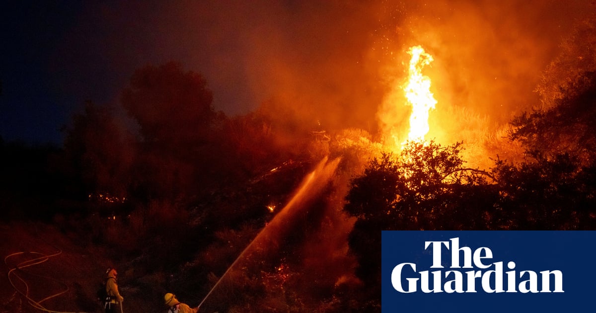 Sandy Fire Analysis: Tactical Suppression and WUI Vulnerability in Simi Valley