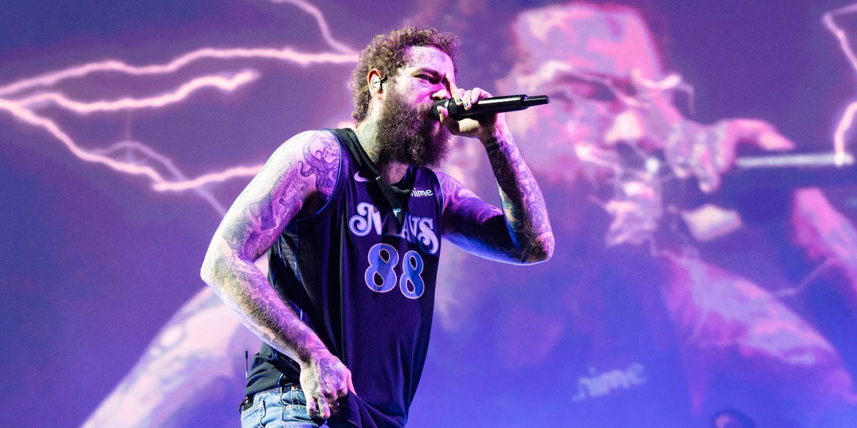 Blue Dot Fever Exposes Music Industry's Middle-Class Strain