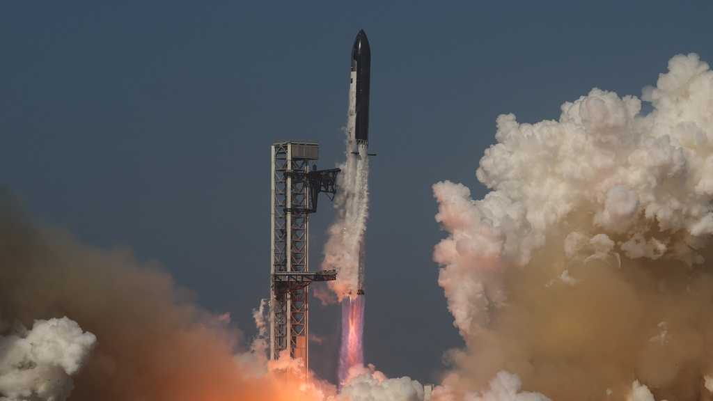 FAA Grounding and Class-Action Lawsuit Stall SpaceX Starship Flight 13