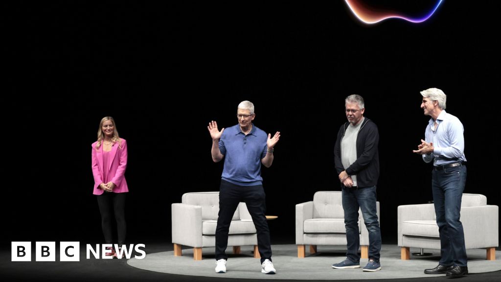 Apple Settles $250M Class Action Lawsuit Over AI Marketing Claims