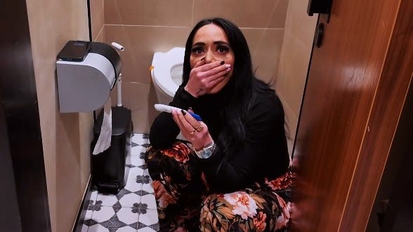 Angelina Pivarnick Announces Pregnancy on 'Jersey Shore: Family Vacation,' Highlighting Fertility Journey