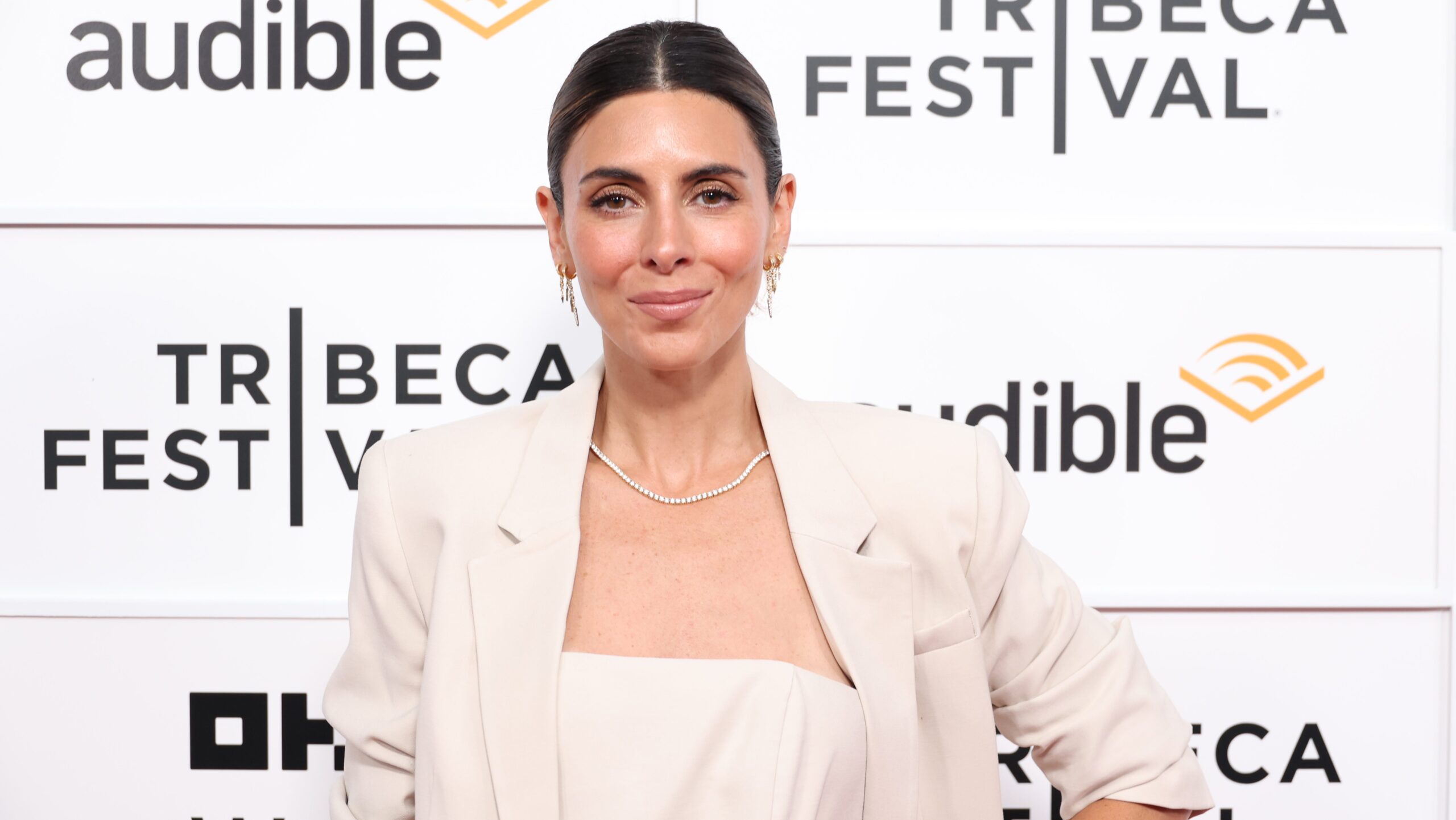 Jamie Lynn Sigler: Analyzing the Media Strategy Behind the Sopranos Legacy and Health Advocacy