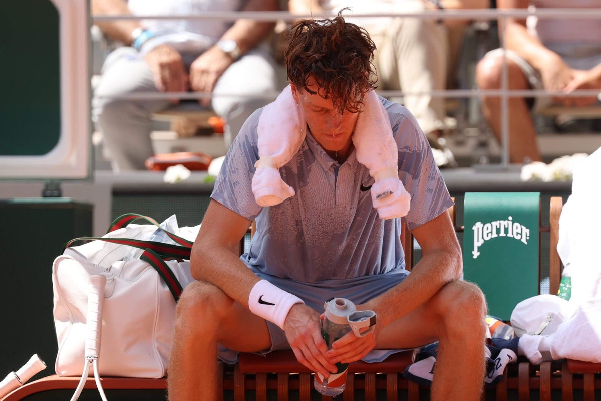 Sinner’s Roland Garros Exit: How Extreme Heat Exposed a Physiological Vulnerability