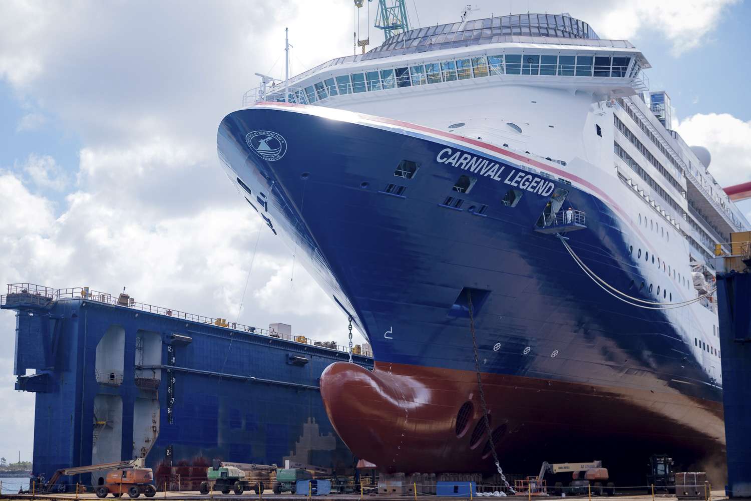 Carnival Legend's Strategic Brand Refresh: New Bow Crest Aligns with America's 250th Anniversary