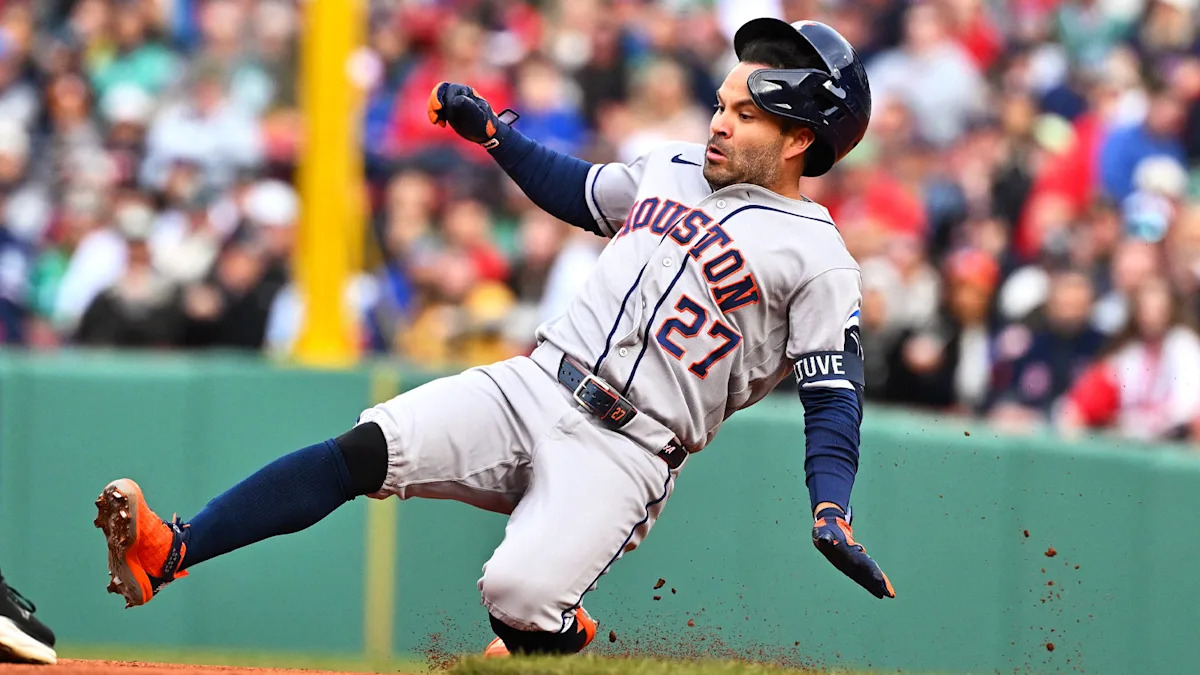 Astros Grapple with Historic Road Futility Against Reds