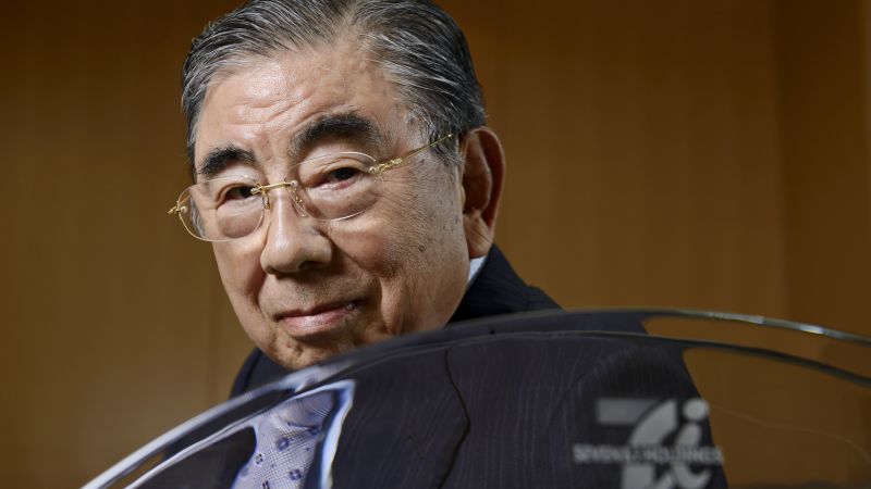 Toshifumi Suzuki, Architect of Modern Convenience Retail, Dies at 93