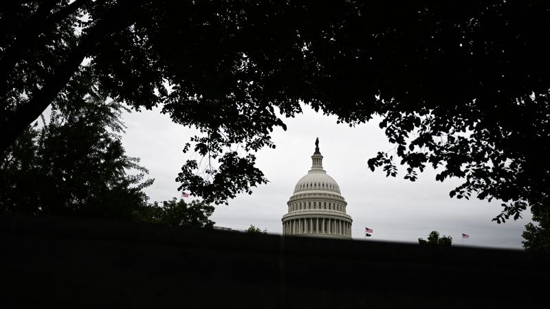 GOP Halts Iran War Powers Vote Amidst Congressional Divisions