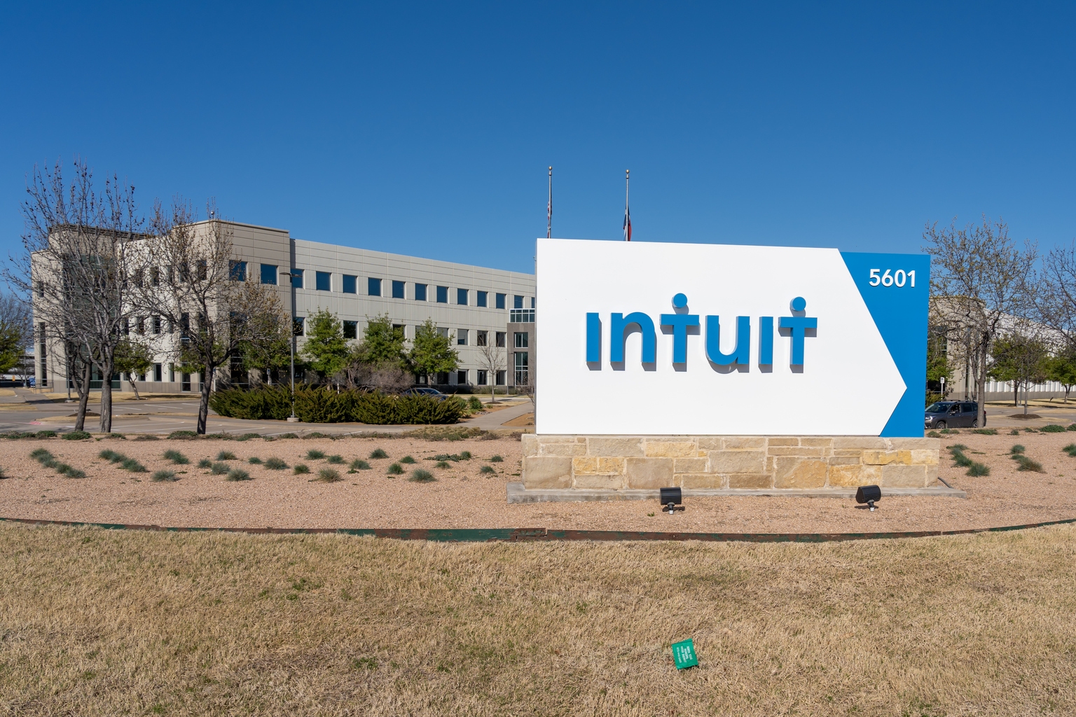 Intuit’s Strategic Realignment: Analyzing Multiple Compression and Operational Reengineering