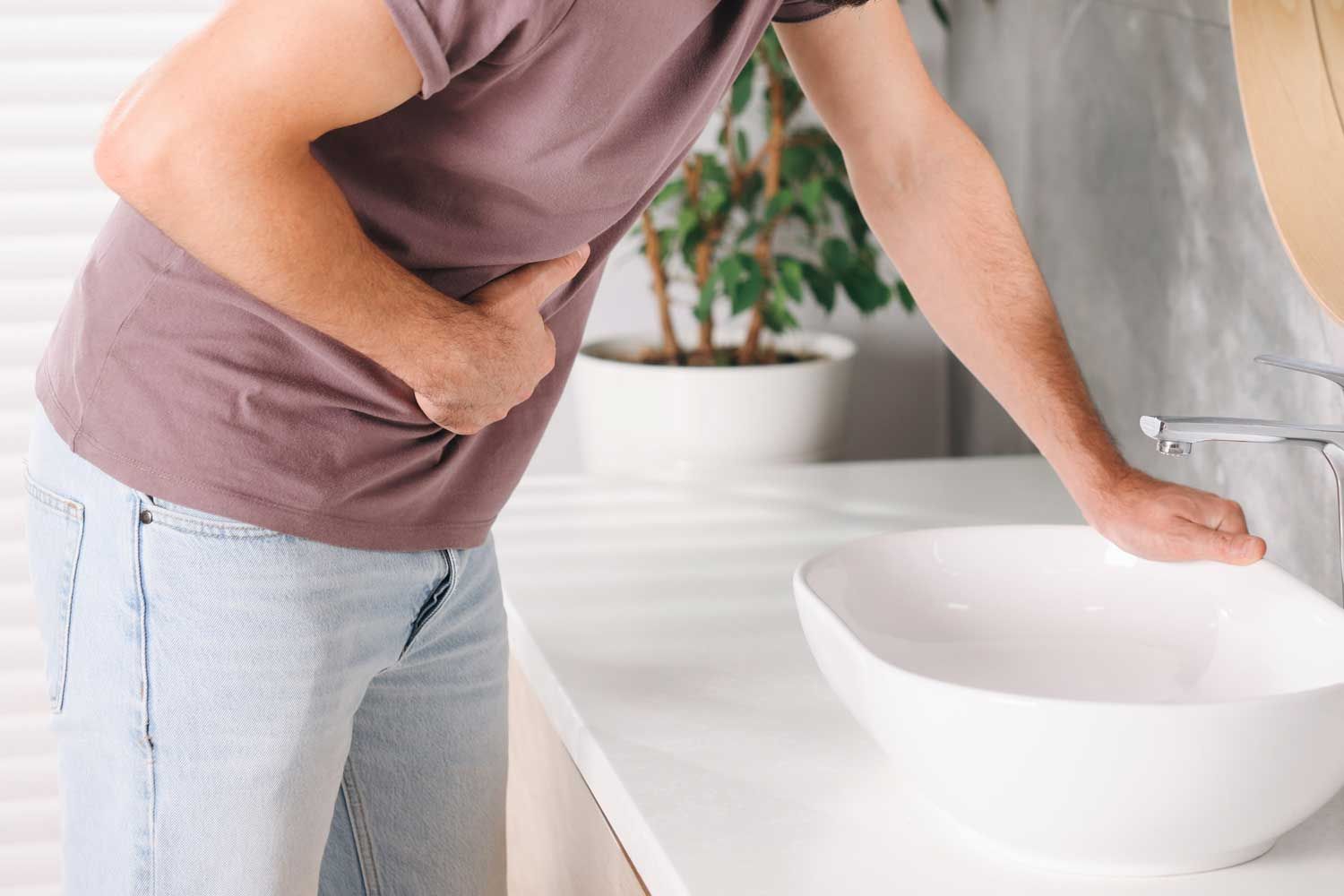 US Norovirus Surge: Wastewater Data and Outdoor Sector Disruption