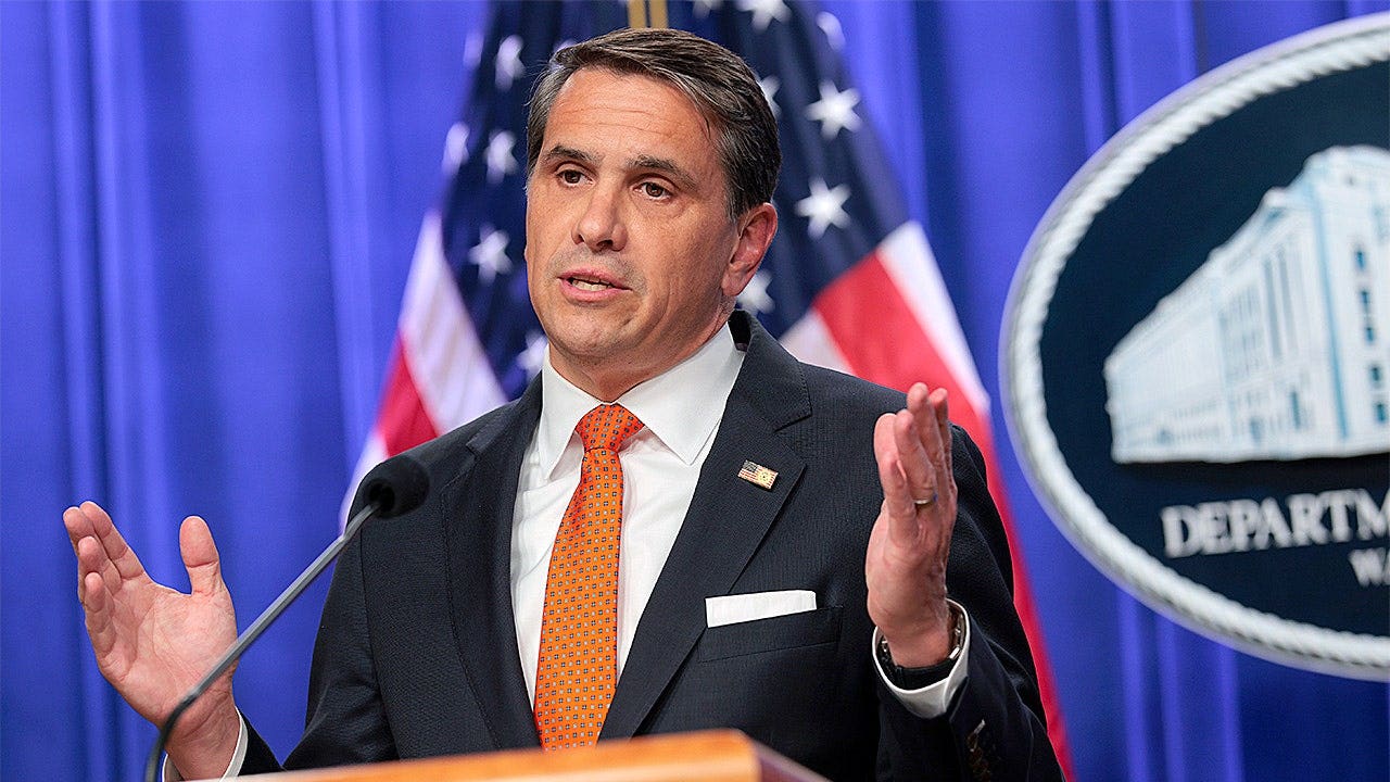 DOJ Challenges Maine and Massachusetts Over ICE Covert License Plate Access