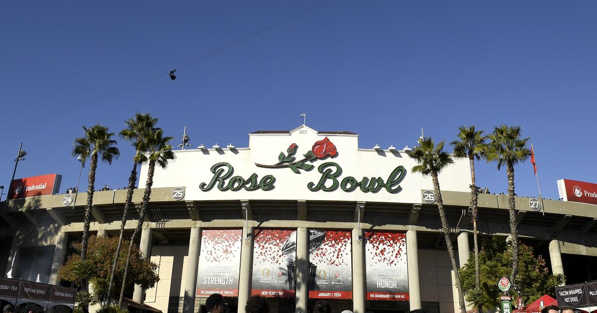 Mexico Finalizes World Cup 2026 Roster at Rose Bowl Friendly