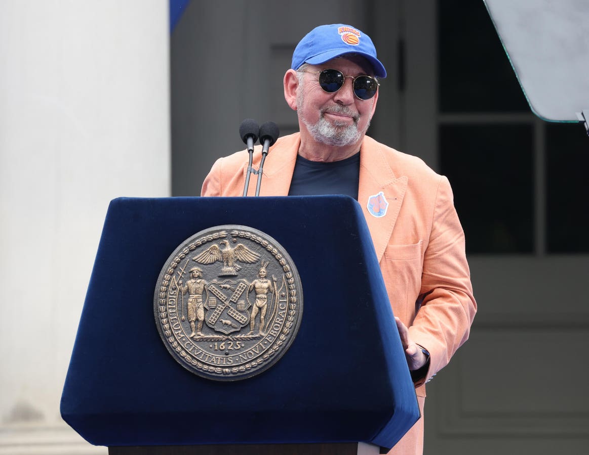 Institutional Friction: Dolan-Mamdani Standoff at Knicks Championship Ceremony