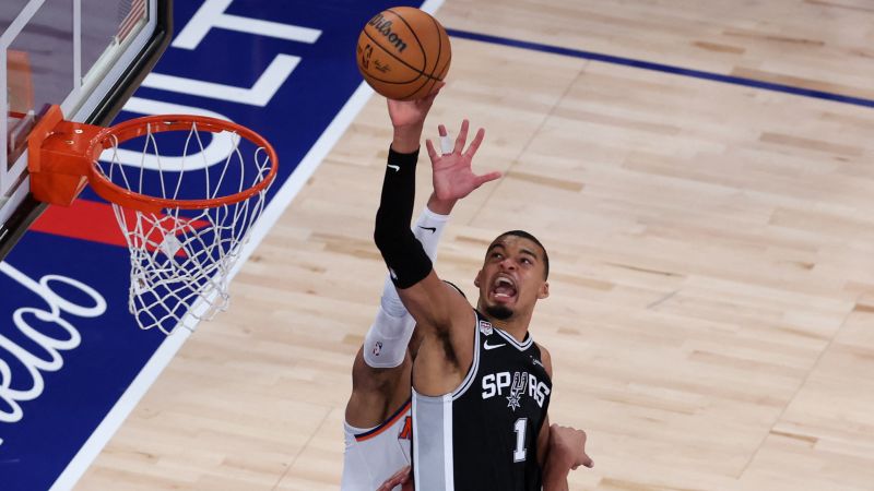 Spurs Counter at MSG: Wembanyama’s 32-Point Performance Disrupts Knicks’ Momentum in Game 3