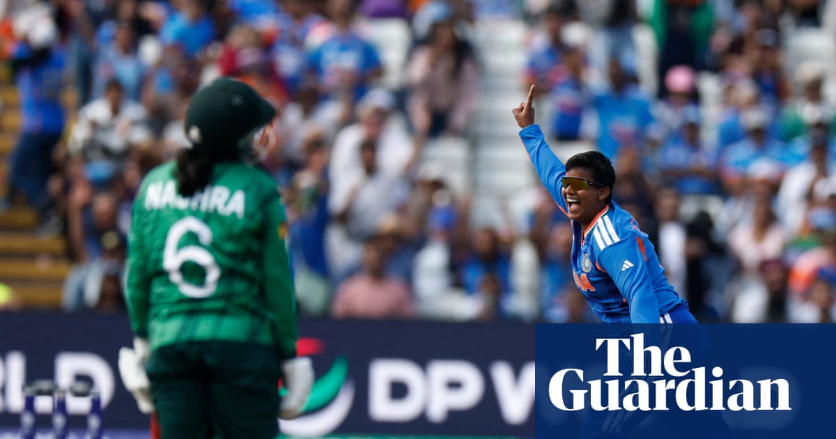 India's Tactical Precision Dismantles Pakistan in Women's T20 World Cup Opener