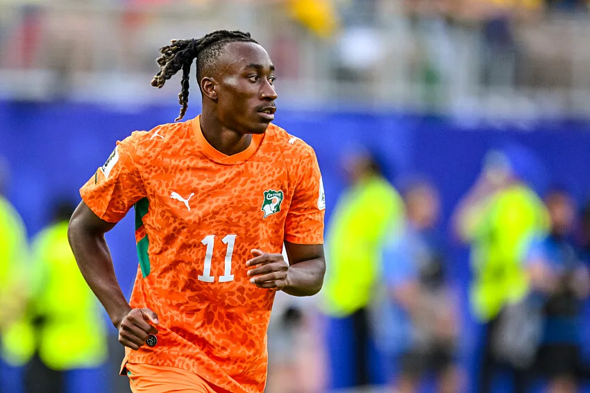 PSG and Liverpool in High-Stakes Battle for RB Leipzig's Yan Diomande; Barcola's Future Uncertain