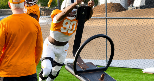 Tennessee Vols Edge-Rusher Chaz Coleman's Status Unresolved Amid Conflicting Reports