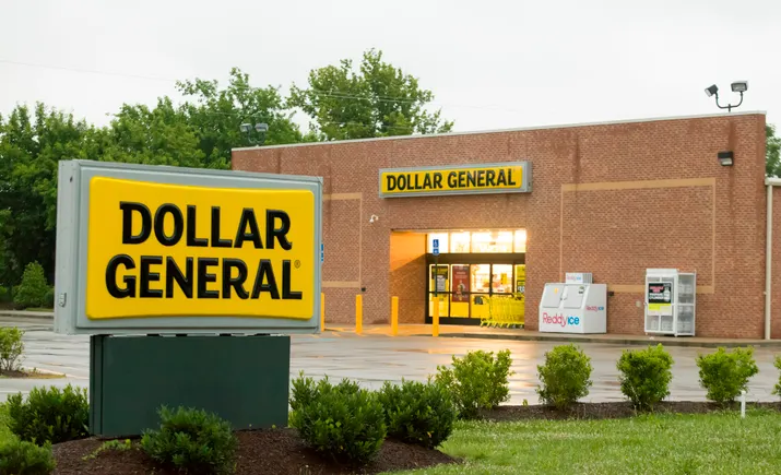 Dollar General Captures High-Income Trade-Down Amid Intensifying Macro Pressures