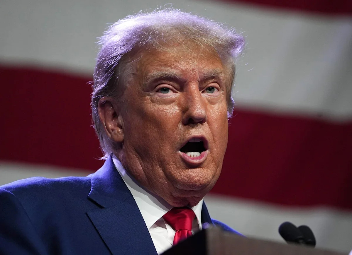 Trump's "UFC Claw" Proposal for Permanent White House South Lawn Fixture Sparks Debate