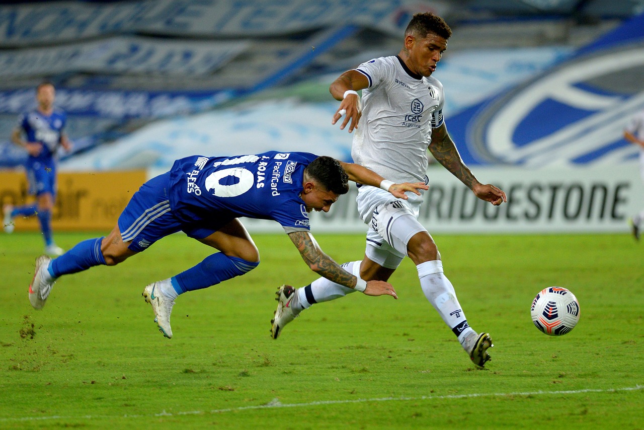 Ecuador's World Cup 2026 Qualifiers: Tactical Adjustments, Fan Scrutiny, and Early Campaign Volatility