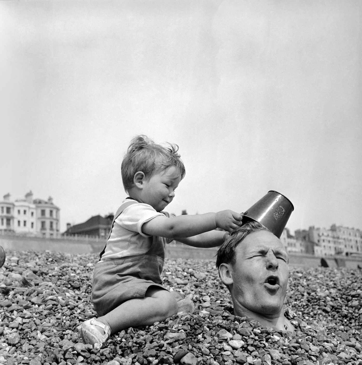 Lifecycle Marketing and Social Utility: A Strategic Analysis of Father’s Day 2026