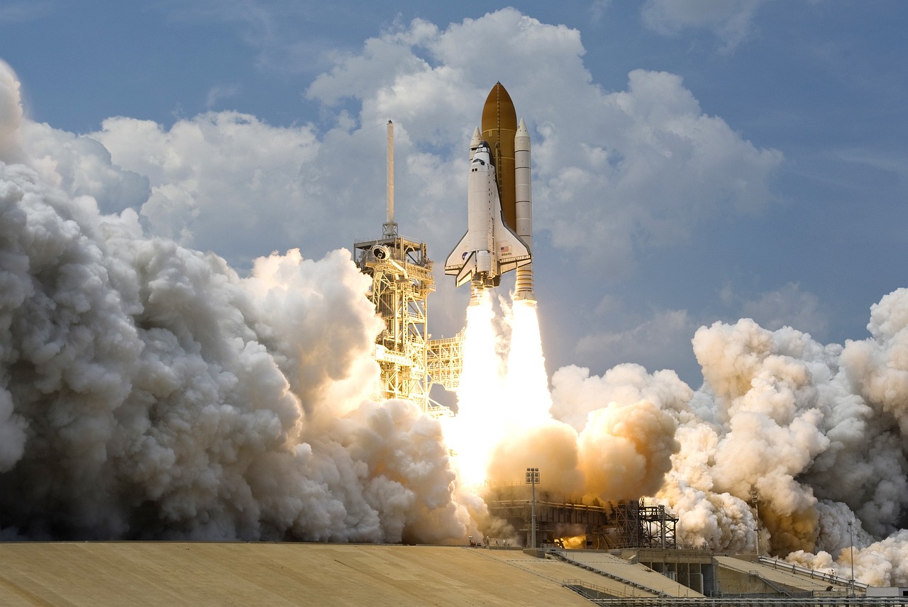 NASA's Artemis III: 2027 Earth Orbit Tests Pave Way for Lunar South Pole Landing