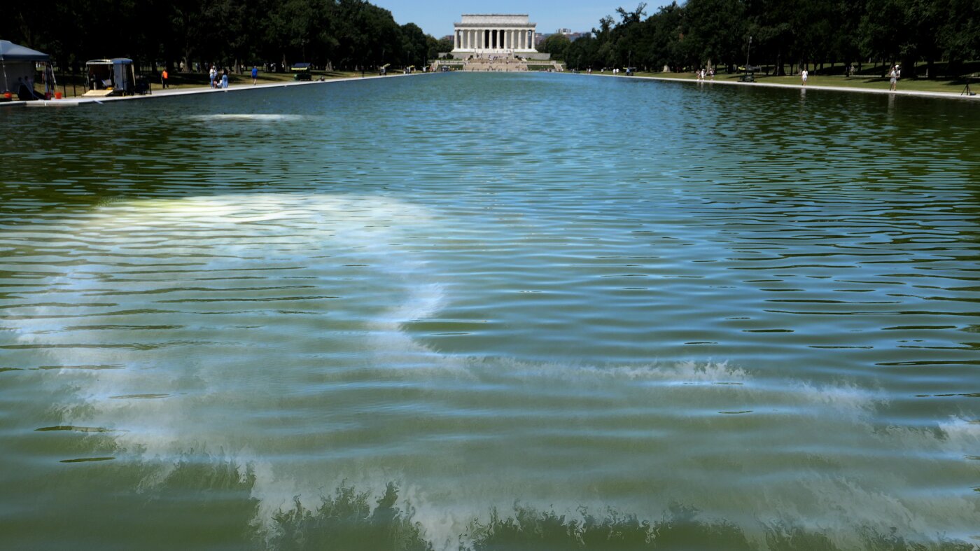Lincoln Memorial Reflecting Pool: Material Failures and Vandalism Claims Complicate $15M Renovation