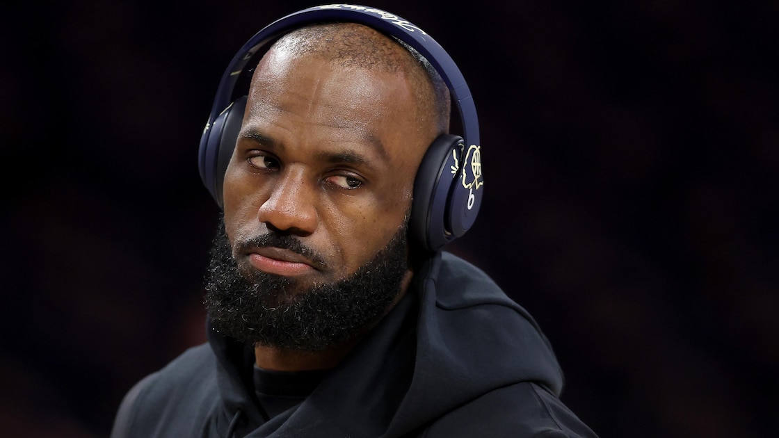 LeBron James' 2026 Free Agency: Macroeconomic Impact and Strategic NBA Realignment