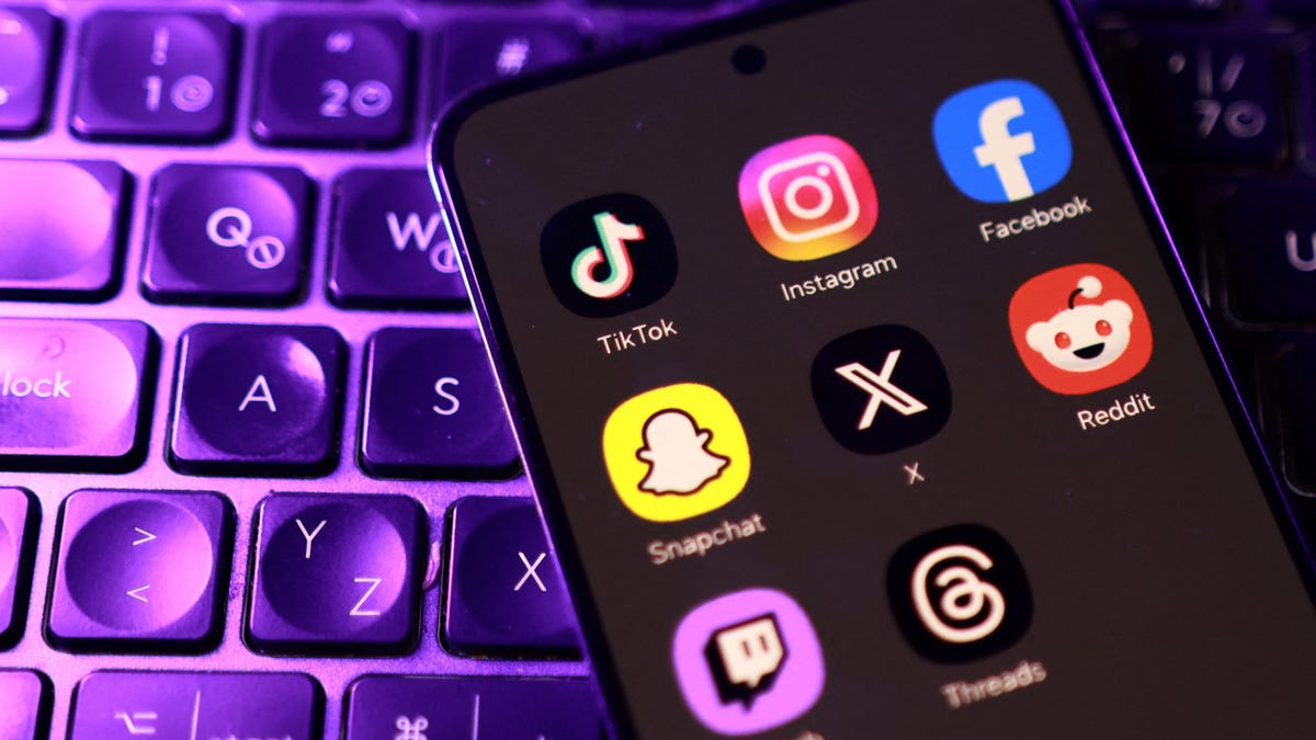 Meta Platforms Faces Scrutiny Over Widespread Instagram and Facebook Outages