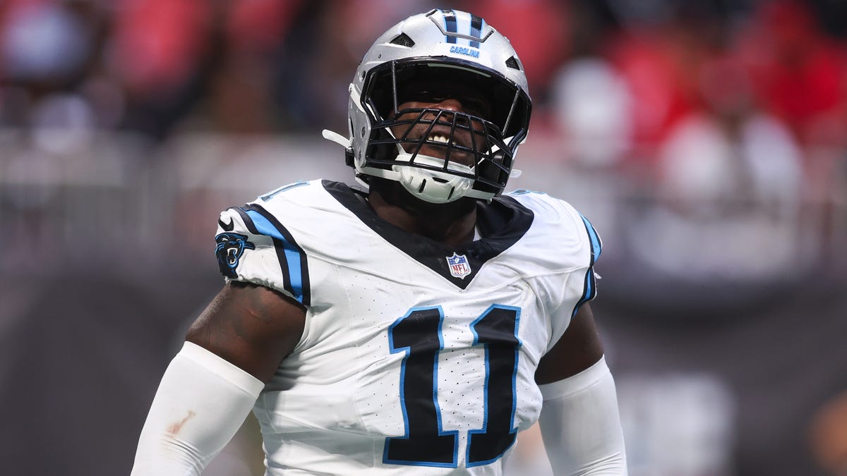 Panthers' Scourton Suffers Apparent Knee Injury, Testing Defensive Depth