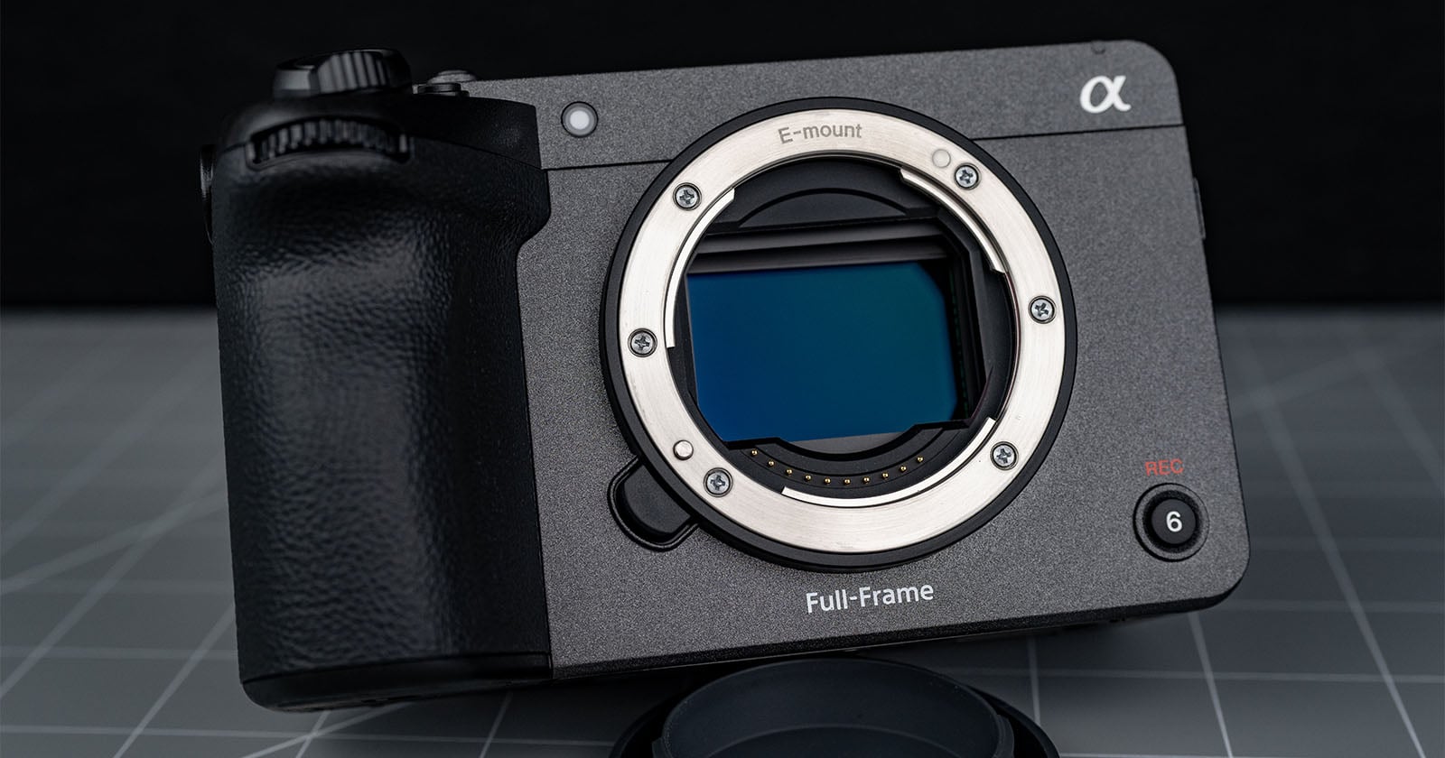Sony FX5 Analysis: Bridging the Architecture Gap in the Cinema Line