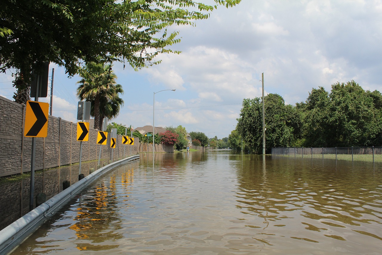 Texas Under Critical Flash Flood Emergency: 'Ring of Fire' Pattern Triggers Severe Weather