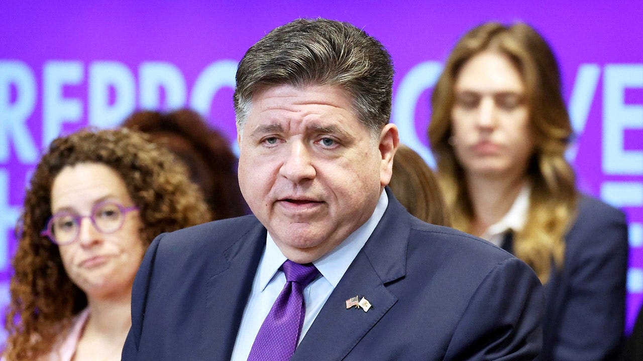 Federal Judge Blocks Illinois In-State Tuition Laws