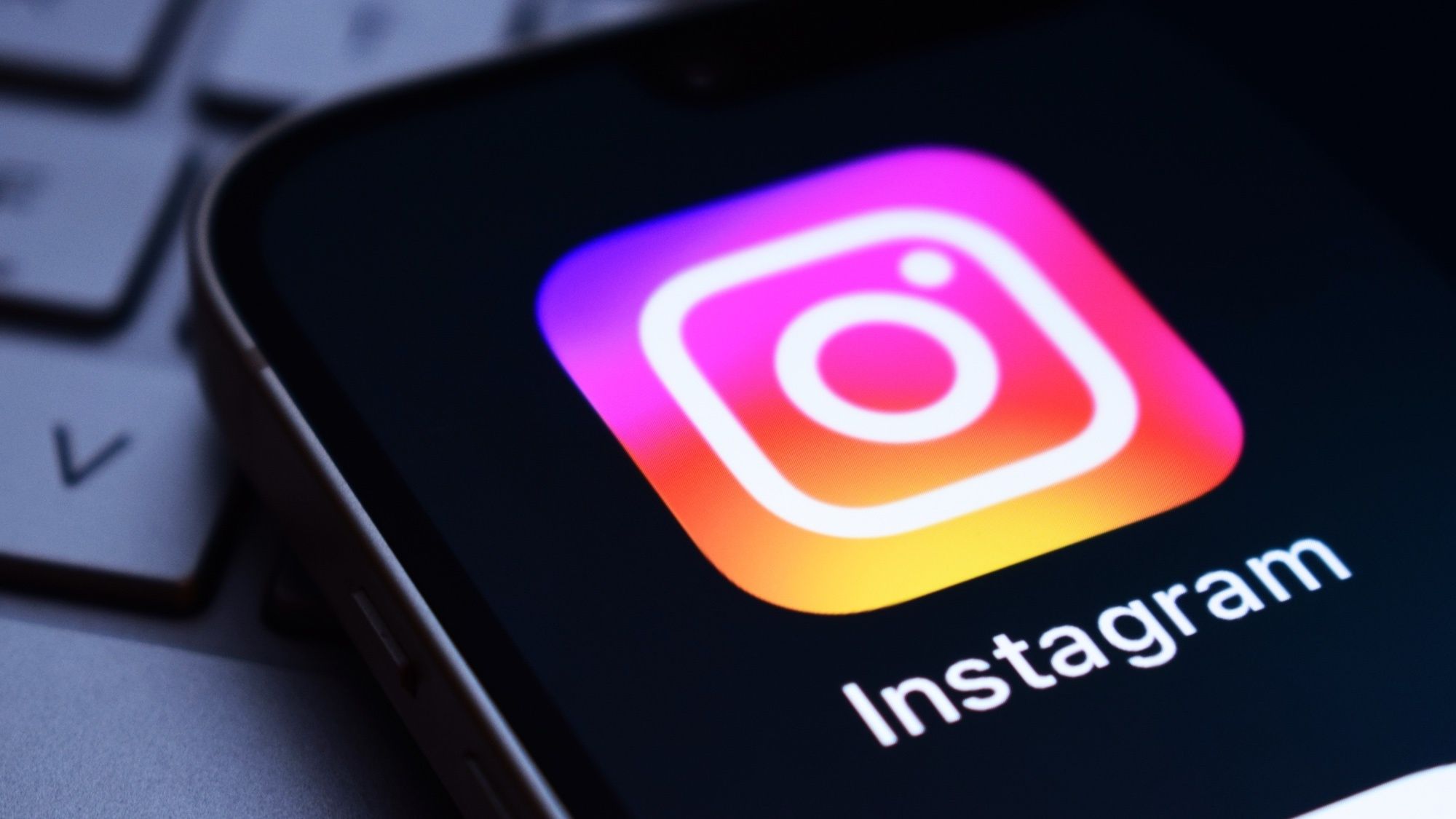 Meta Platforms Outage Disrupts Global Services