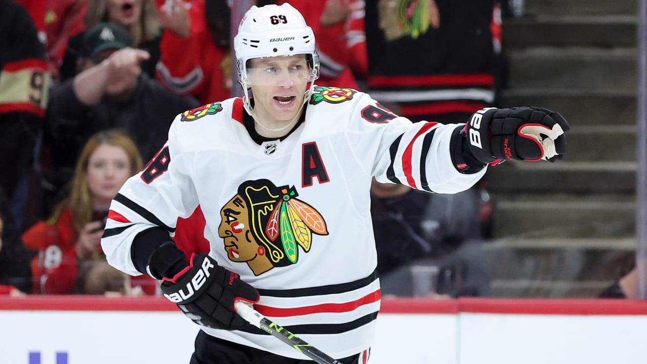 Patrick Kane Returns to Chicago Blackhawks on Two-Year Deal